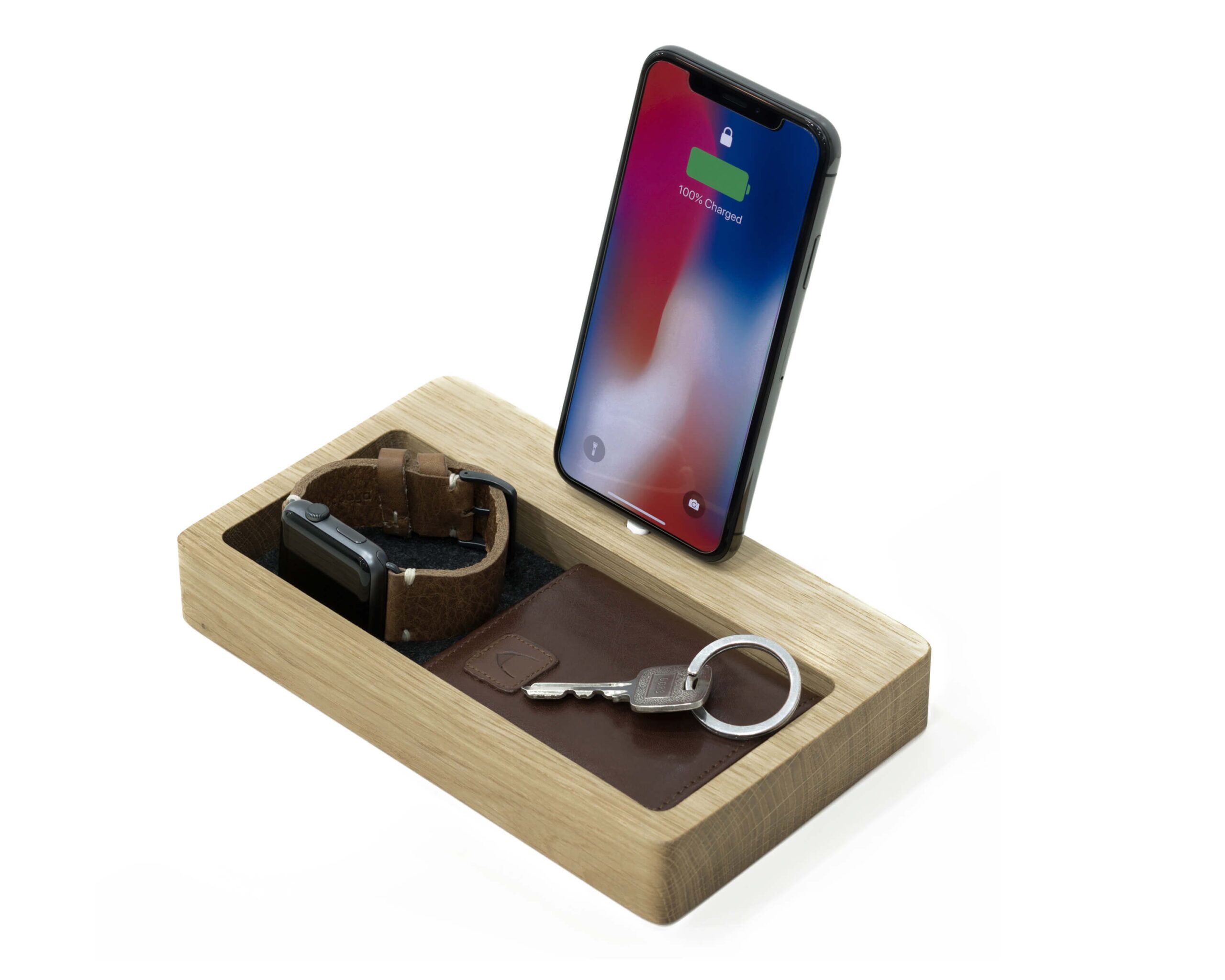 iphone dock organizer oak oakywood 1