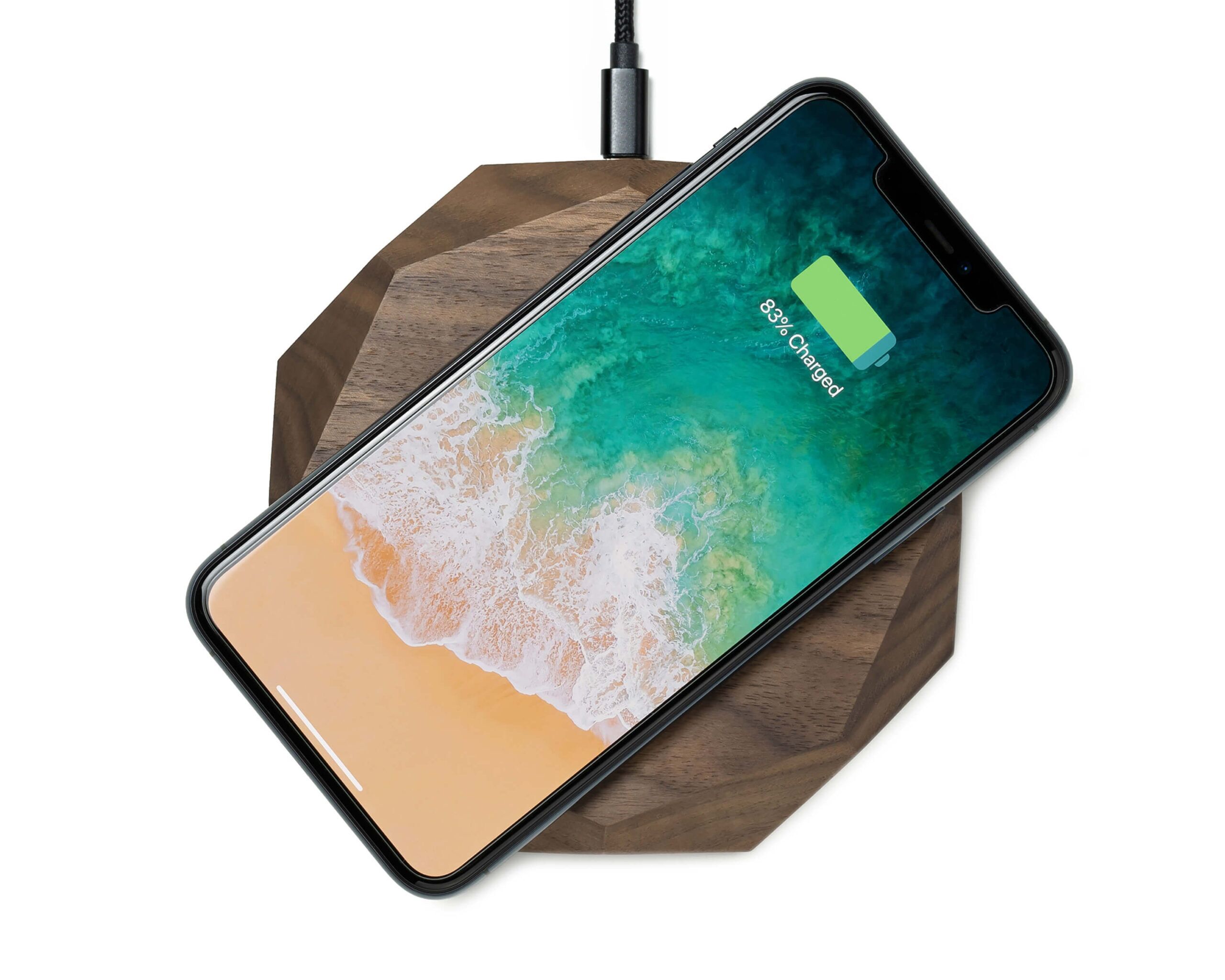 wireless charger geometric walnut oakywood 1